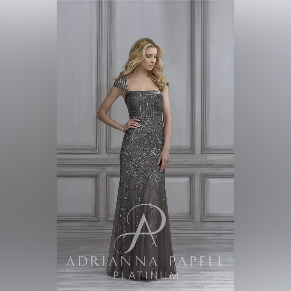 Adrianna Papell Platinum Gown 40103 Size: 2
